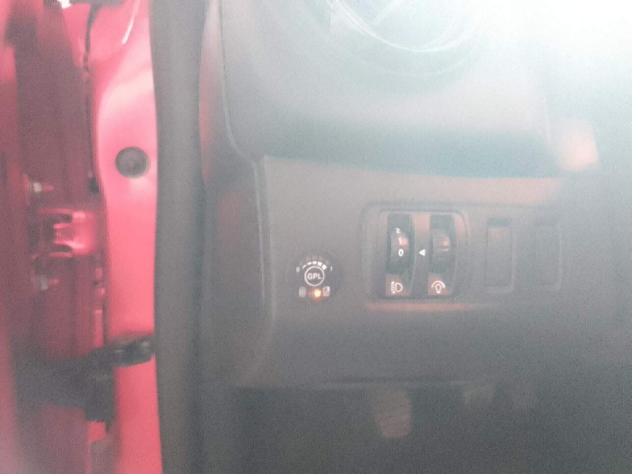 Renault Clio 1.2 75CV GPL 5 porte Live 4 SERIE