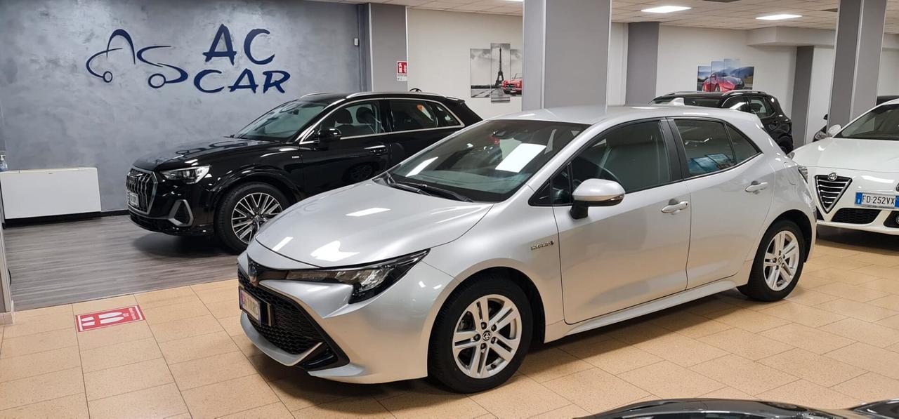 Toyota Corolla 1.8 Hybrid Business