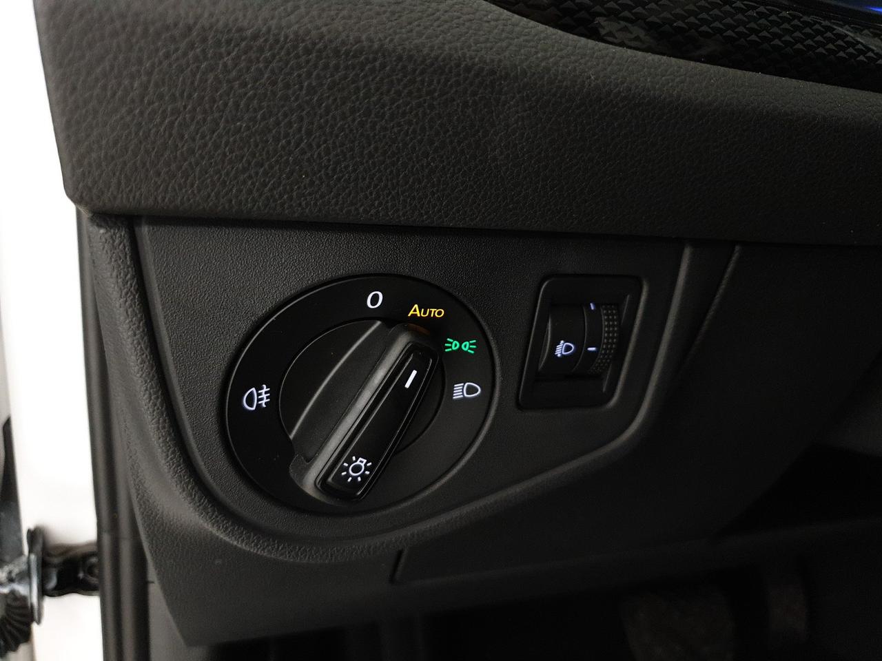 Volkswagen Taigo 1.0 tsi life 110cv dsg