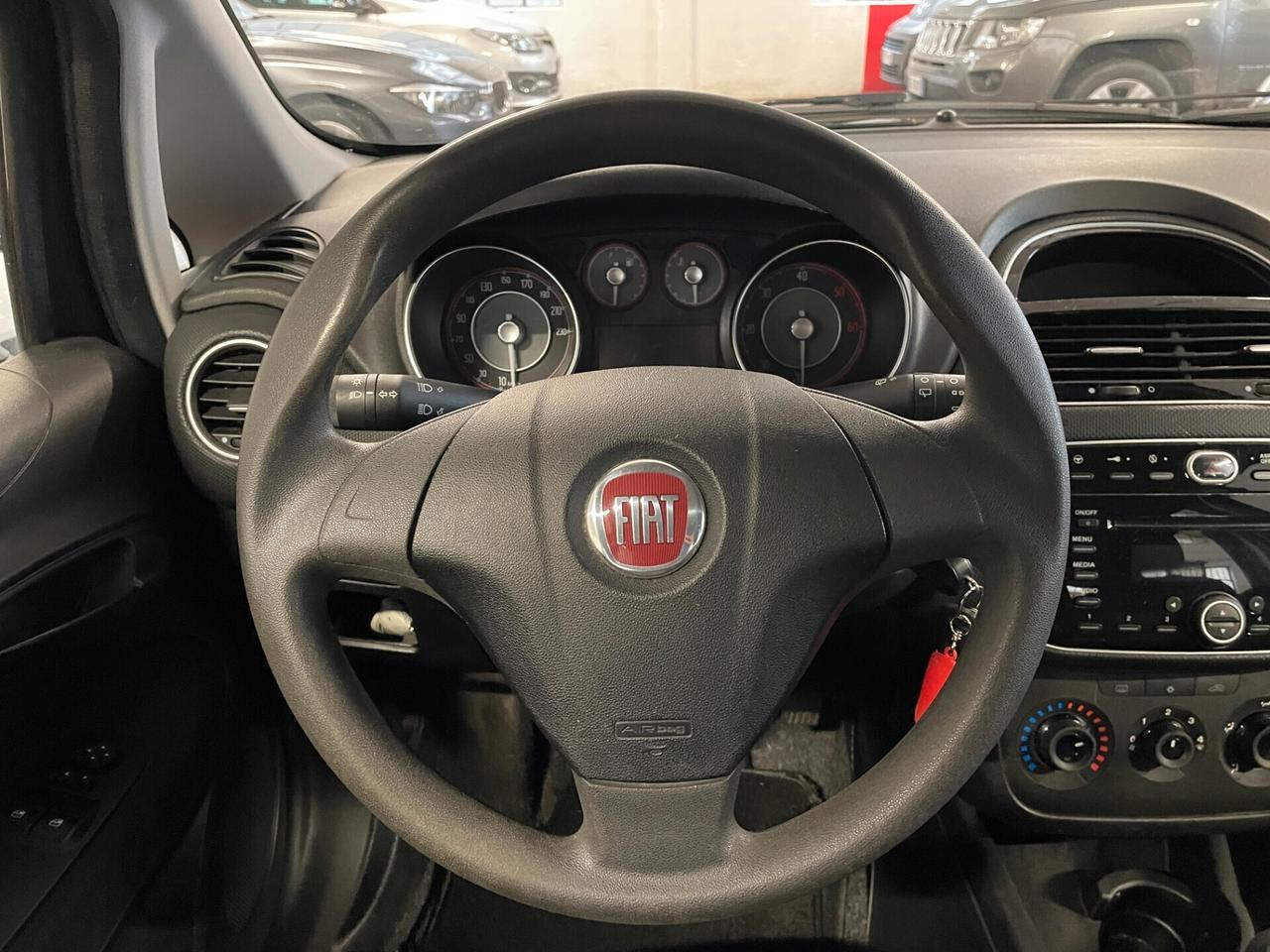 Fiat Punto 1.3 MJT OK NEOPATENTATI , UNICO PROPRIETARIO