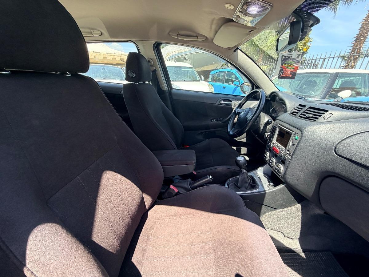 ALFA ROMEO 147 1.9 JTD M-JET 16V 5 porte Exclusive