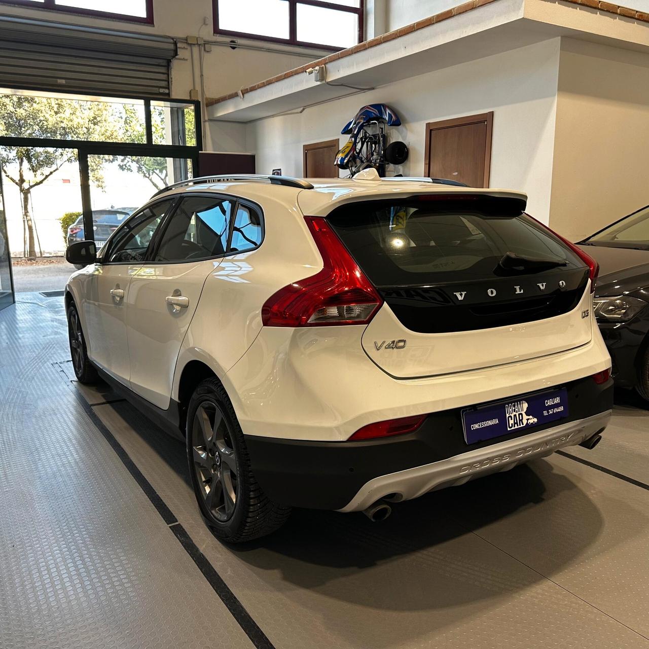 Volvo V40 Cross Country D2 Business