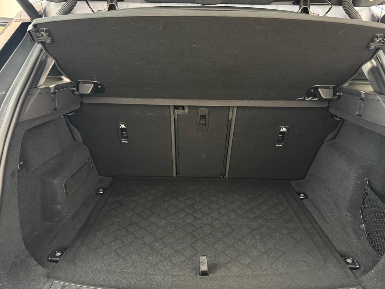 Land Rover Range Evoque 2.0D I4 204 CV AWD Auto R-Dynamic SE