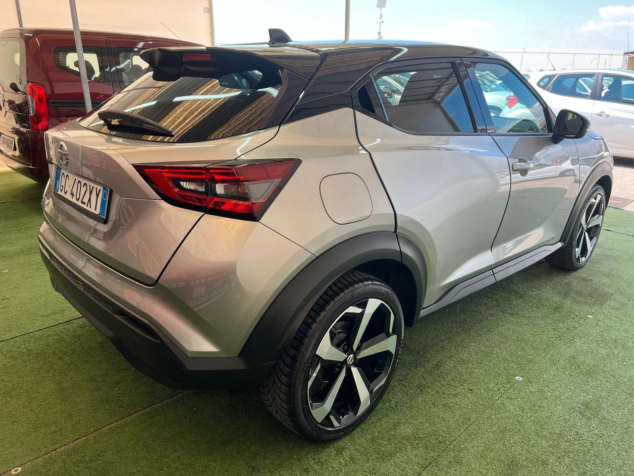 NISSAN JUKE 1.0 BENZINA 120CV AUTOMATICA N-CONNECTA