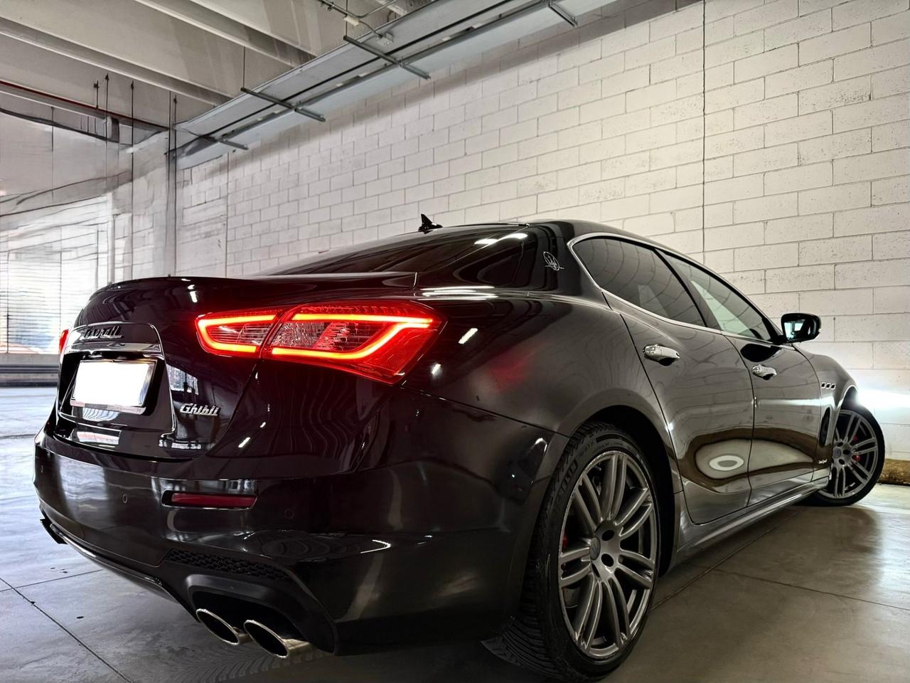 Maserati Ghibli V6 Diesel 275 CV Gransport