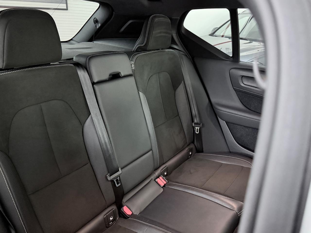 Volvo XC40 D4 AWD Geartronic R-design