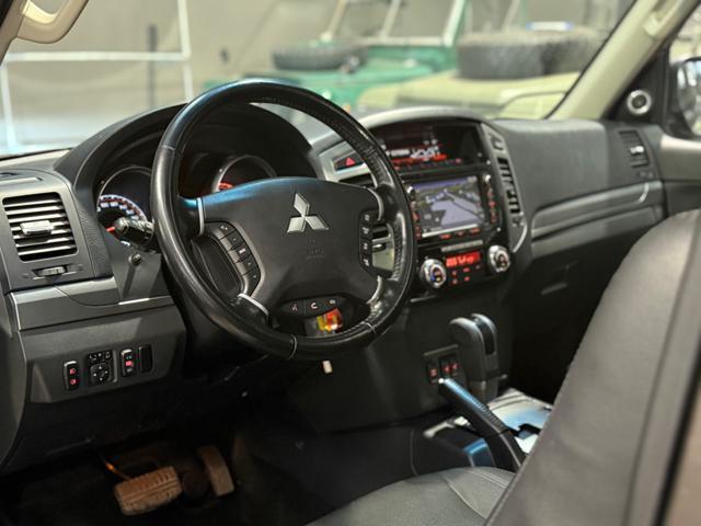 MITSUBISHI Pajero 3.2 DI-D 16V aut. 3p. Instyle DPF