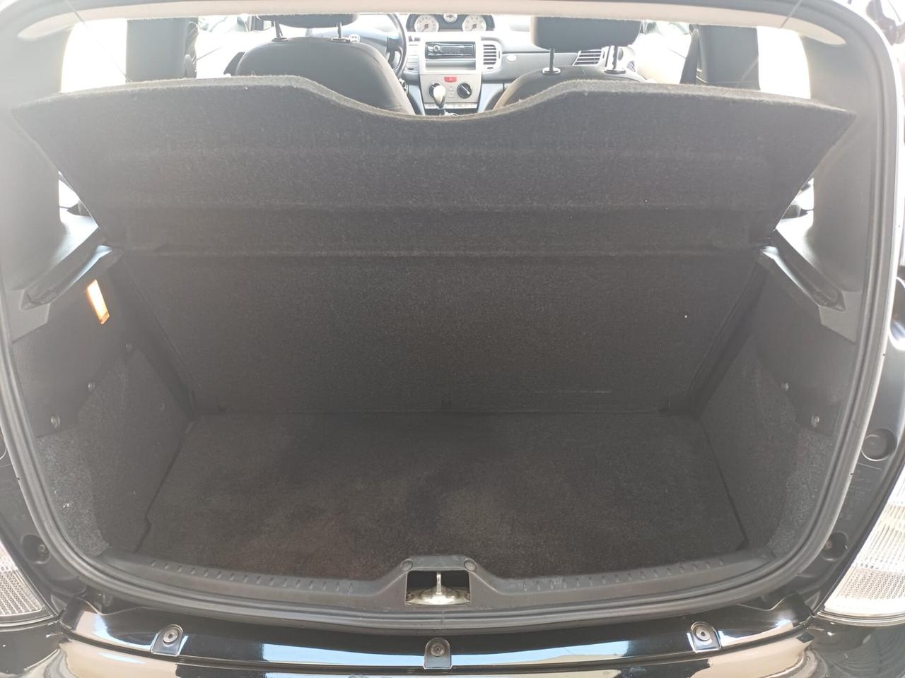 Lancia Ypsilon 1.2 Benzina Diva - 2011