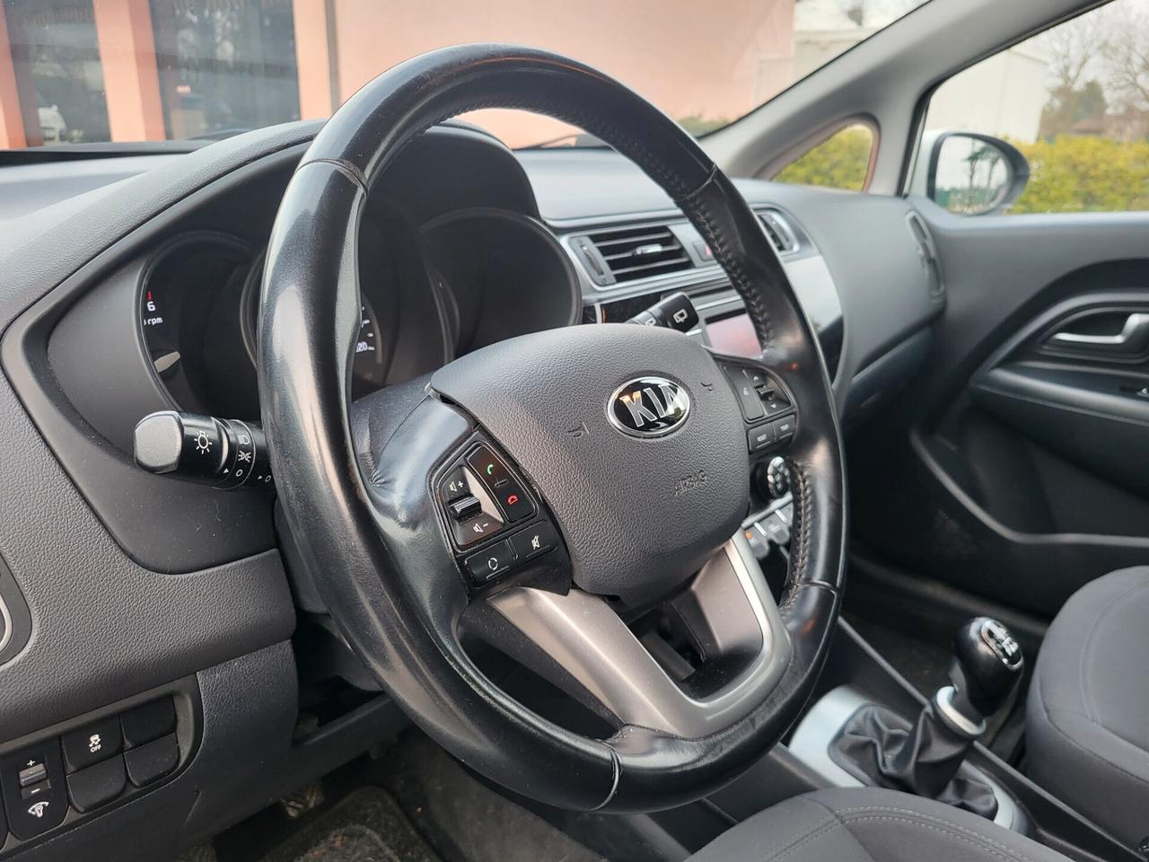 Kia Rio 1.1 CRDi 5p. Cool