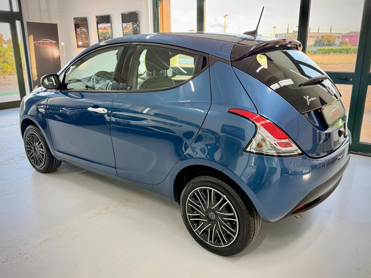 Lancia Ypsilon 1.0 FireFly 5 porte S&S Hybrid Gold