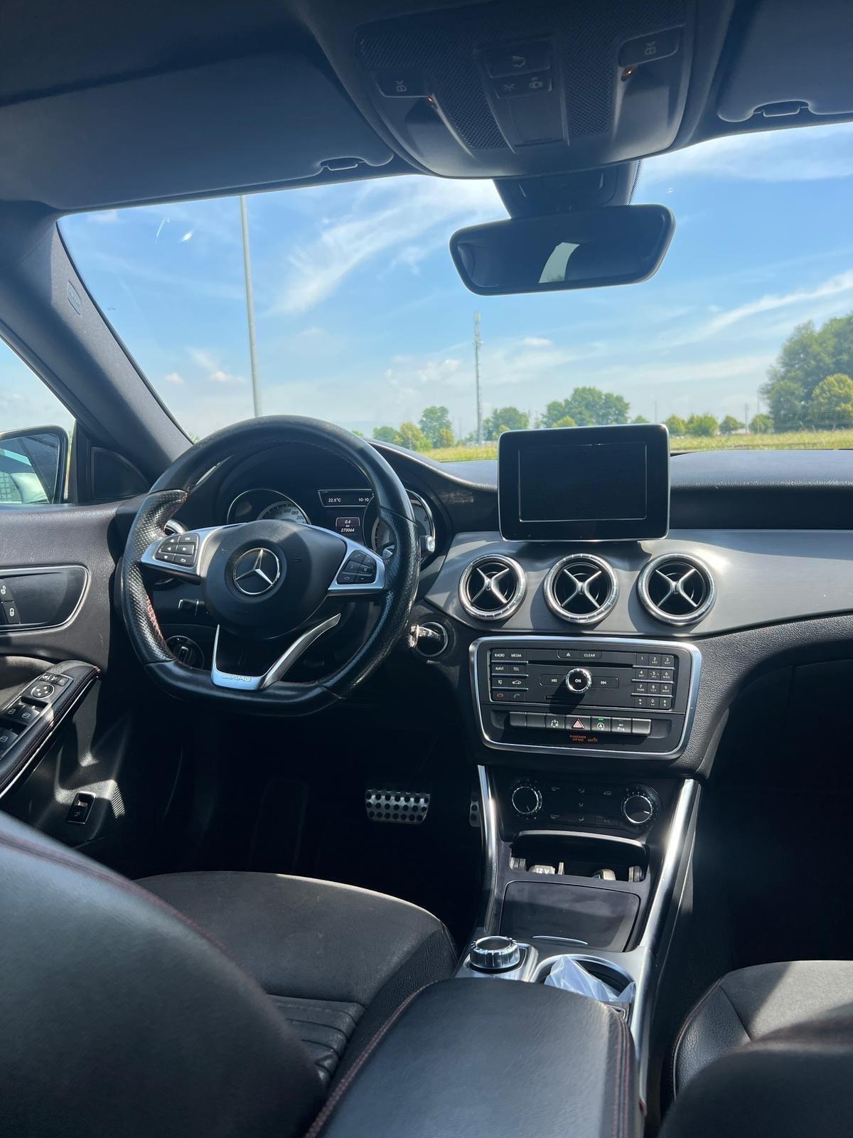 Mercedes-benz CLA 220 CLA 220 CDI 4Matic Automatic Premium