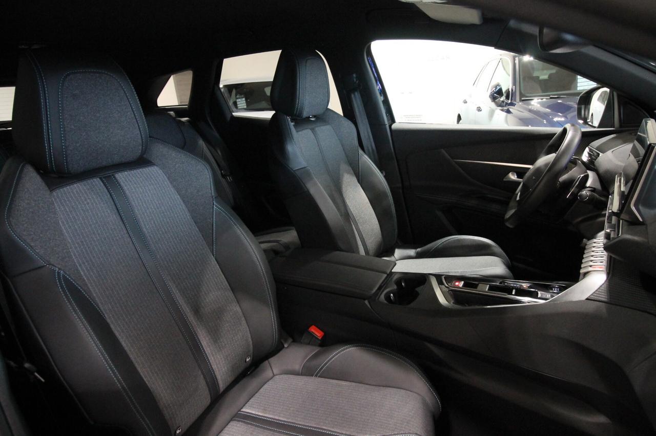 PEUGEOT 3008 1.5 130 CV ALLURE PACK