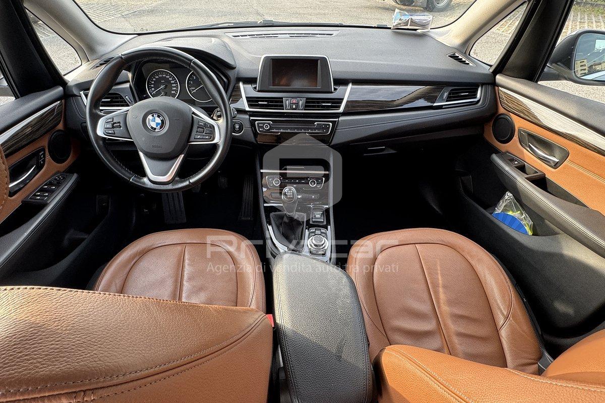 BMW 218i Active Tourer Luxury