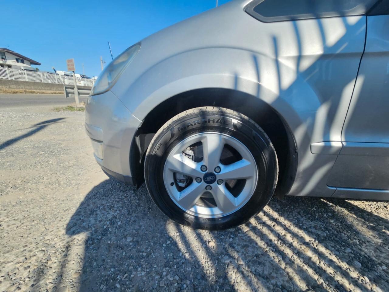 Ford Galaxy 1.8 TDCi 125 CV 7 POSTI