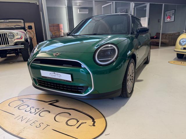 MINI Cooper E Cooper E Favoured BRITISH RACIG GREEN