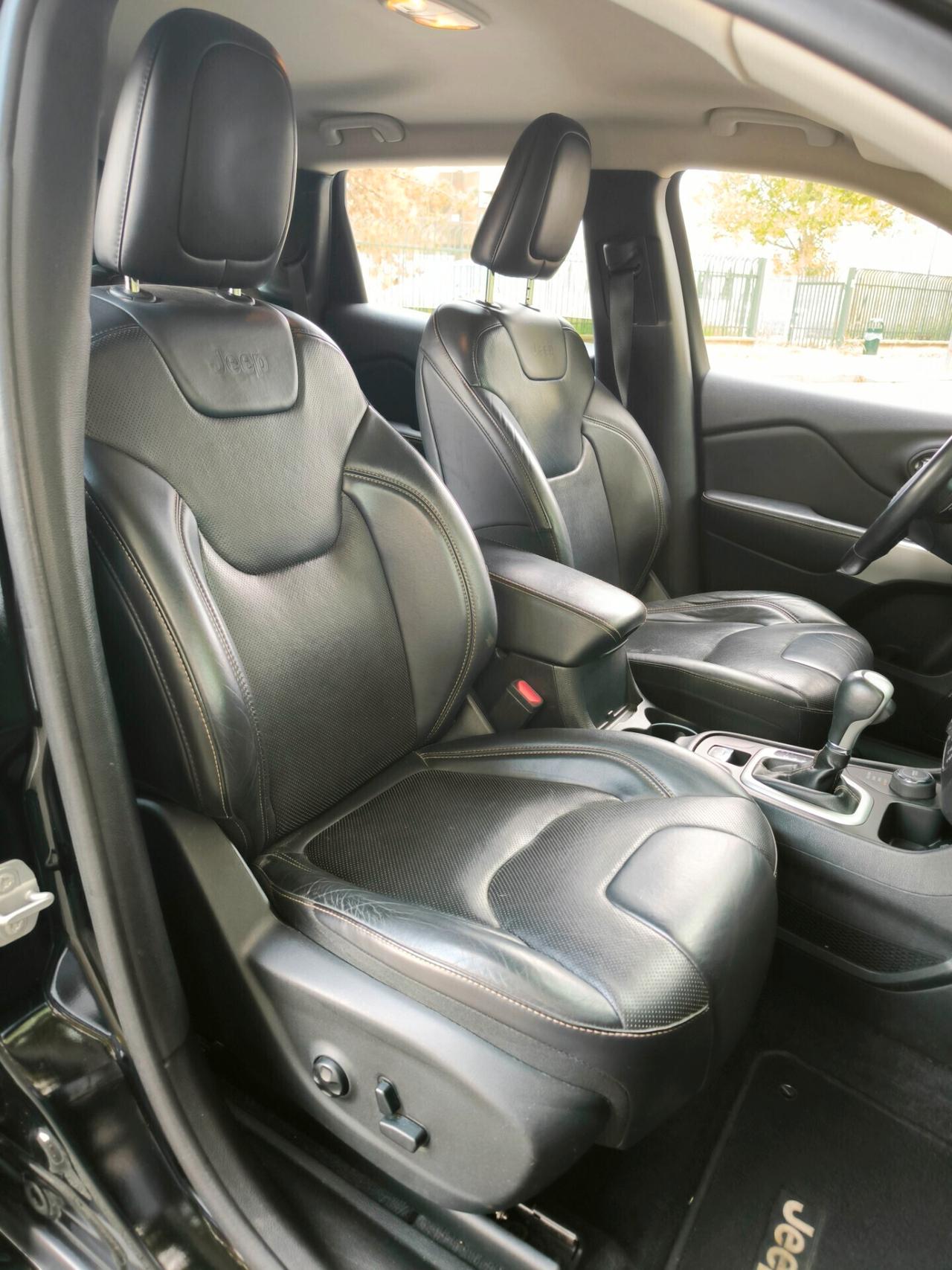 Jeep Cherokee 2.2 Mjt II 4WD Active Drive Overland