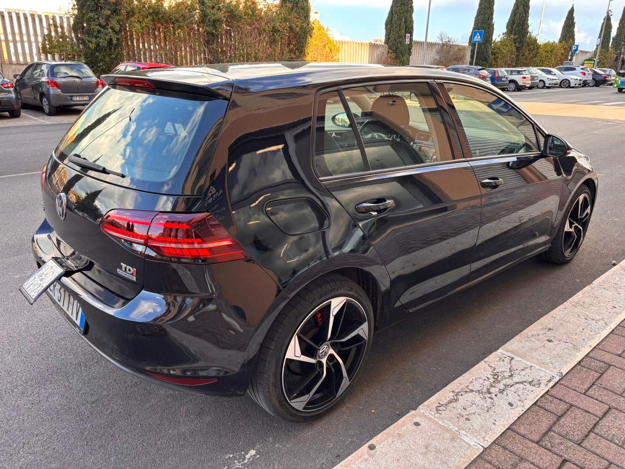 Volkswagen Golf 1.6 TDI 5p. Highline BlueMotion Technology