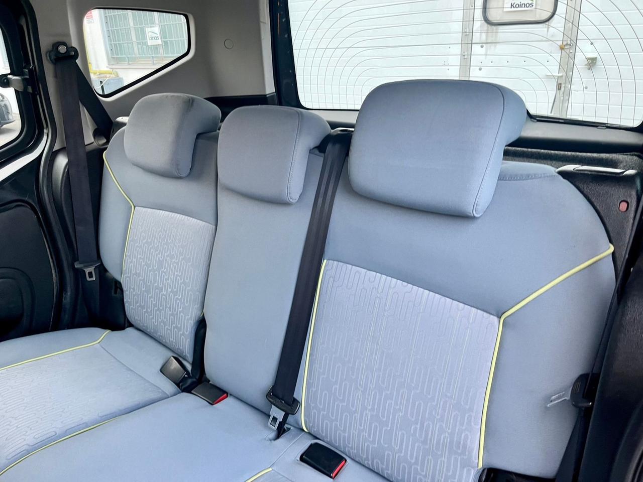 Peugeot Bipper 1.4benz 2010 156.000km 5posti