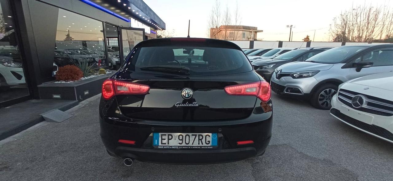 Alfa Romeo Giulietta 1.6 JTDm-2 Distinctive