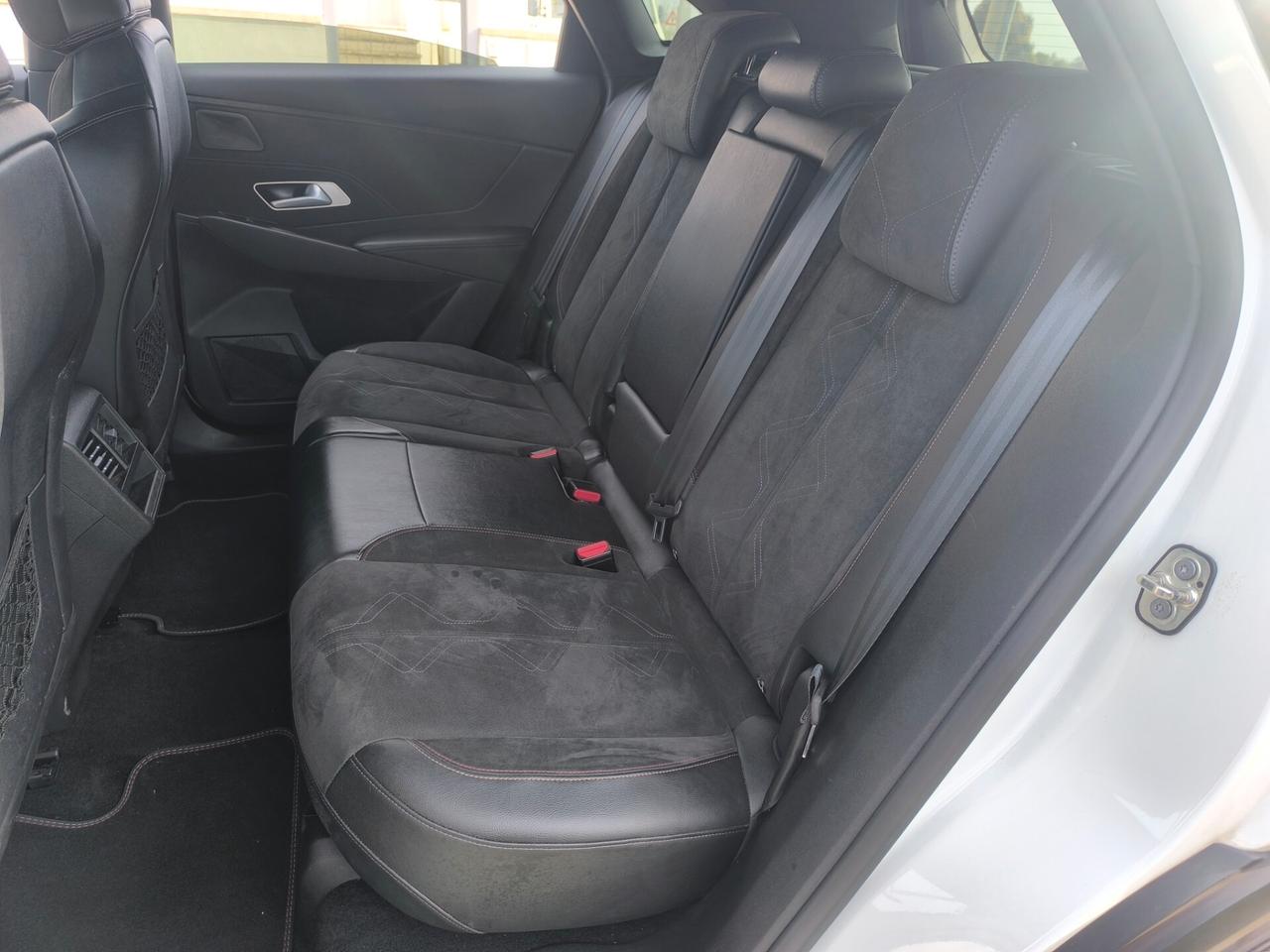 Ds 7 Crossback BlueHDi 130 aut. Performance Line+