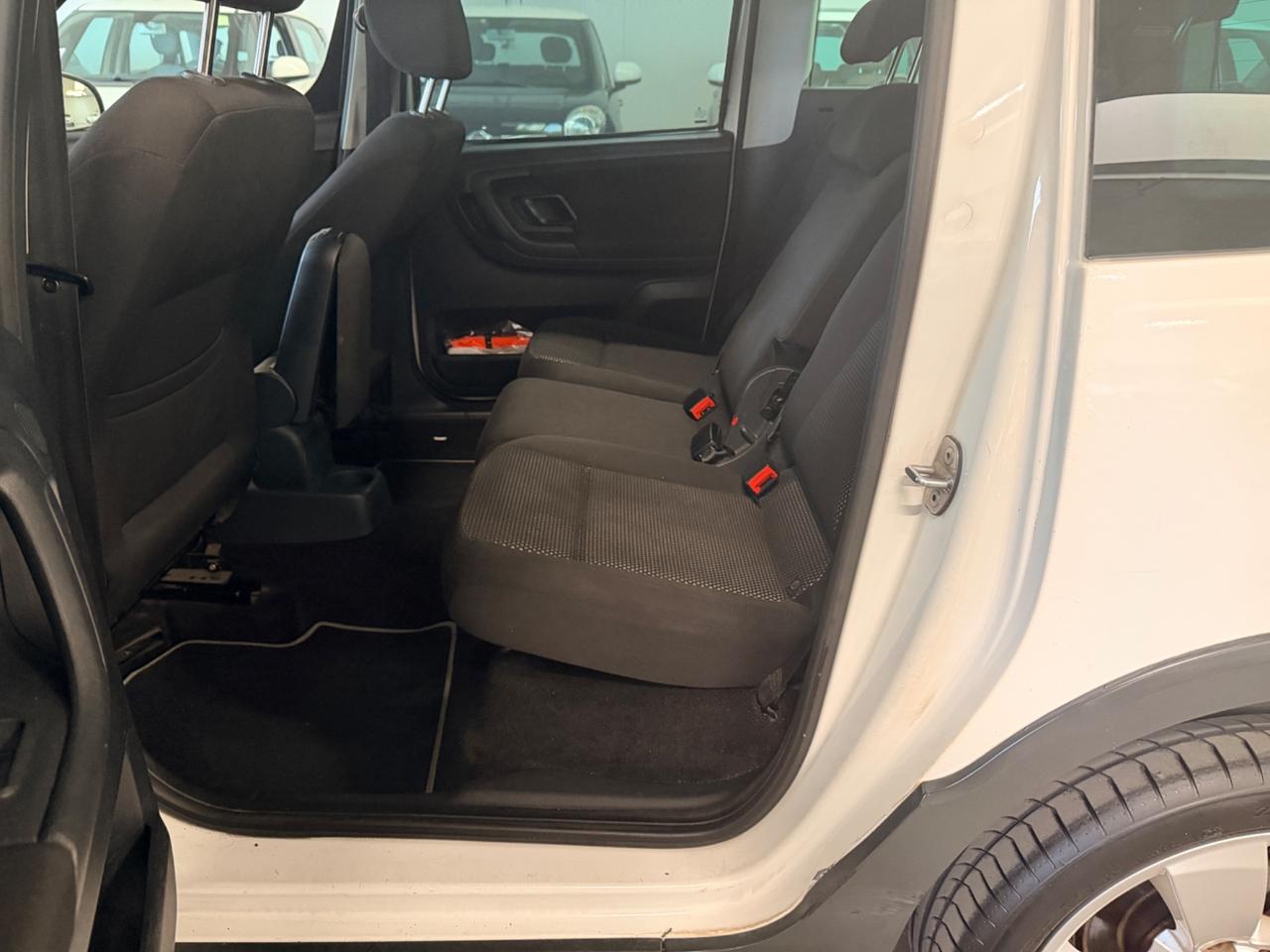 Skoda Roomster 1.2 TSI 86CV Scout