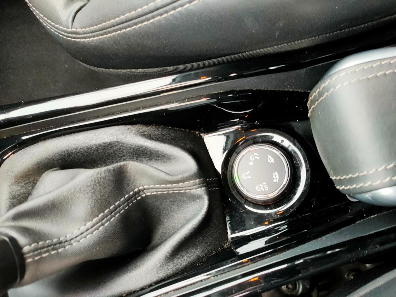 Peugeot 2008 BlueHDi 100 Allure