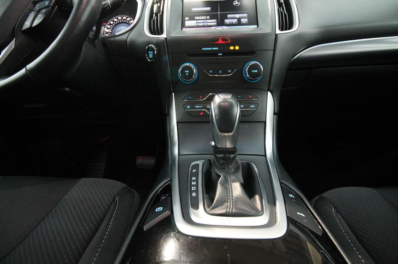 FORD EDGE 2.0 210 CV TITANIUM