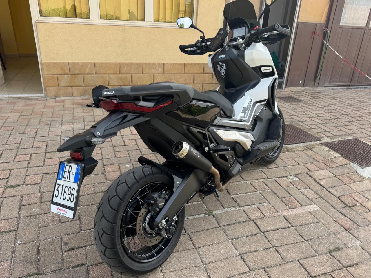 Honda X-ADV 750