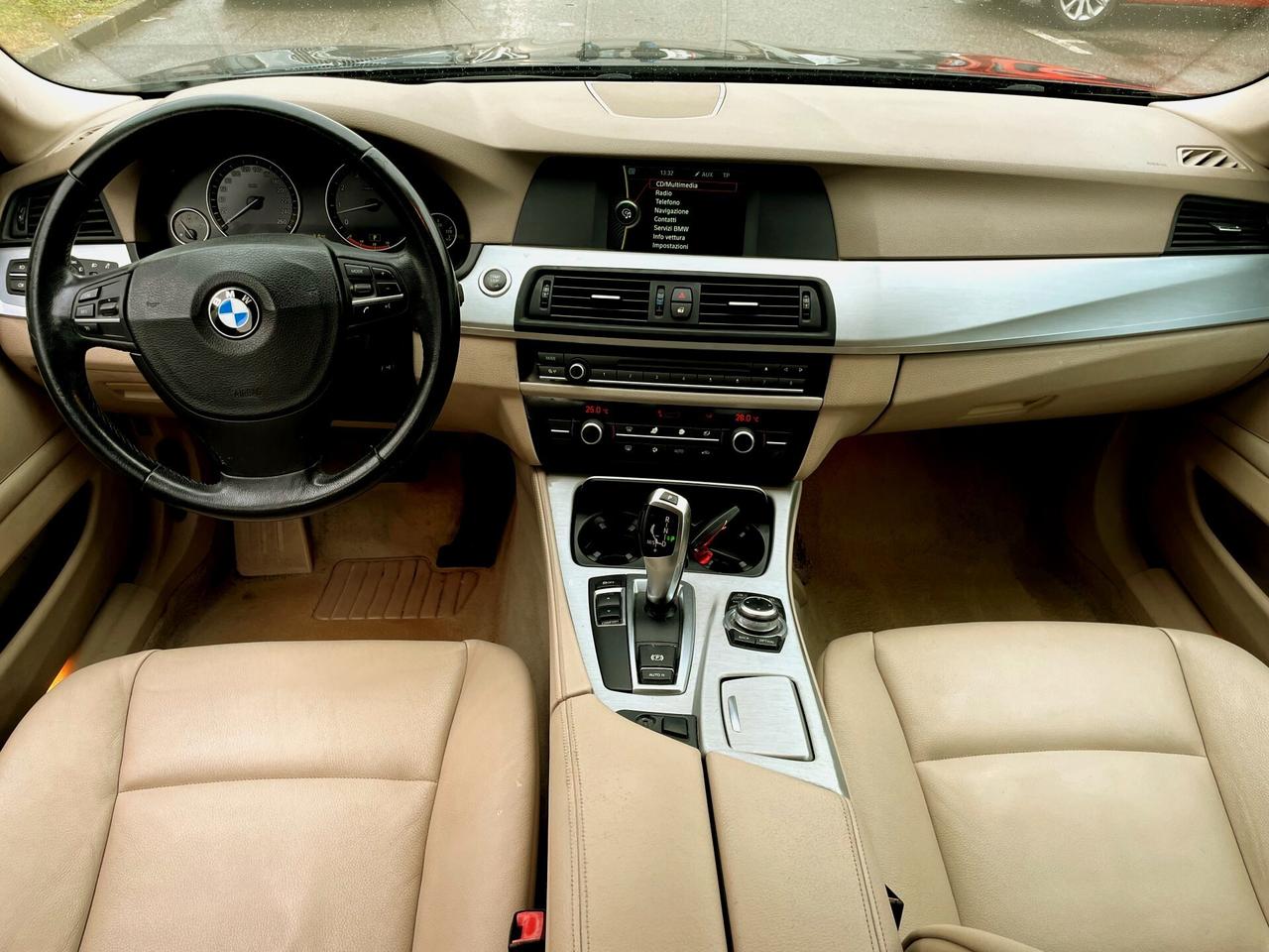 BMW 523 aut.(benzina)-BERLINA-113000km-FULL-2011