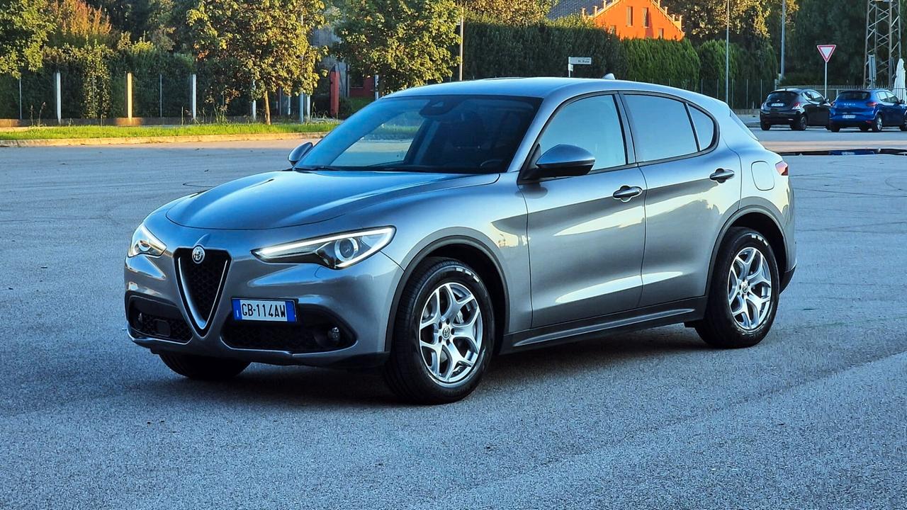 Alfa Romeo Stelvio 2.2 Turbodiesel 190 CV AT8 Q4