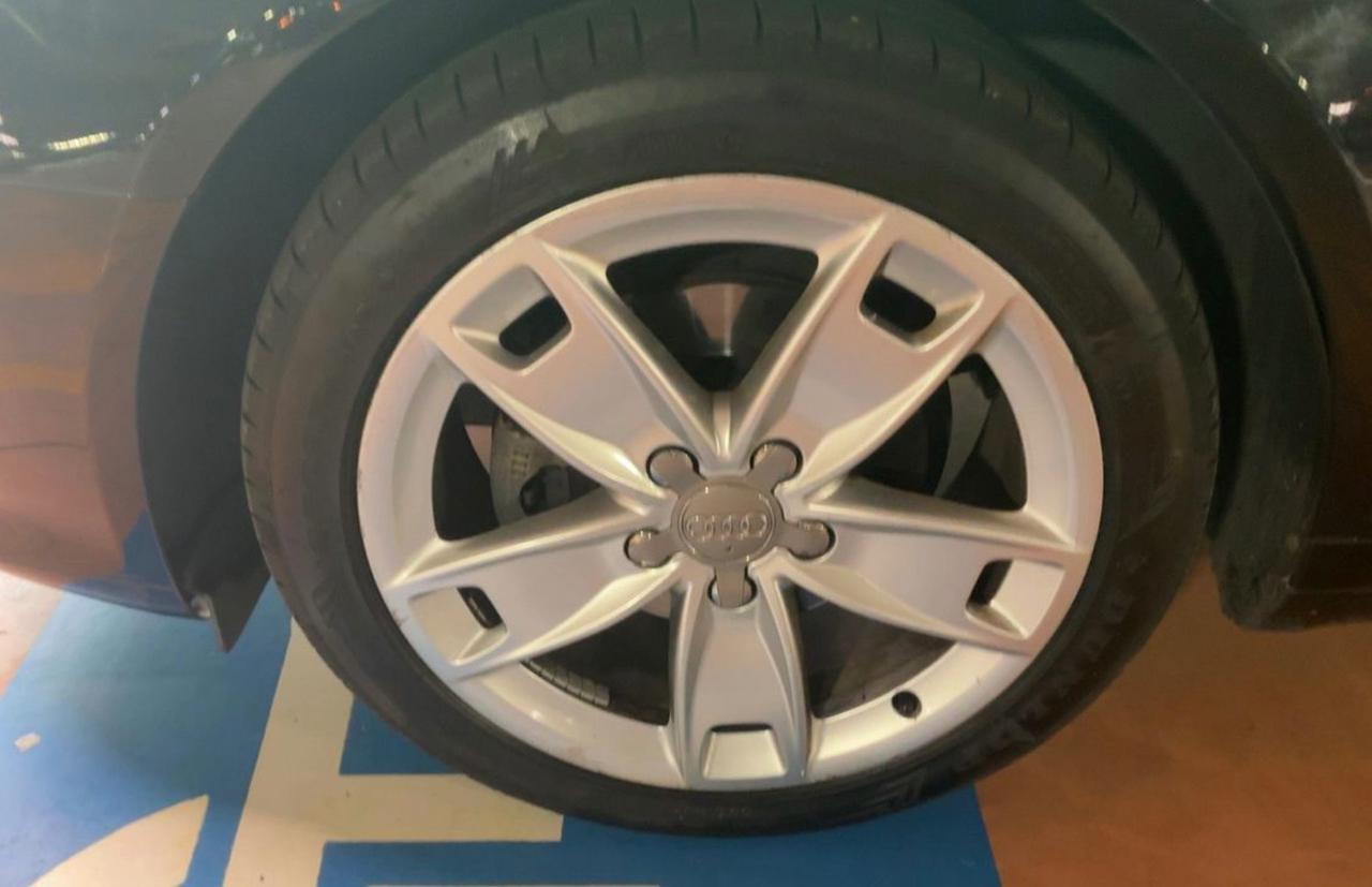 Audi A3 SPB 1.6 TDI 105 CV CR S tronic Ambition