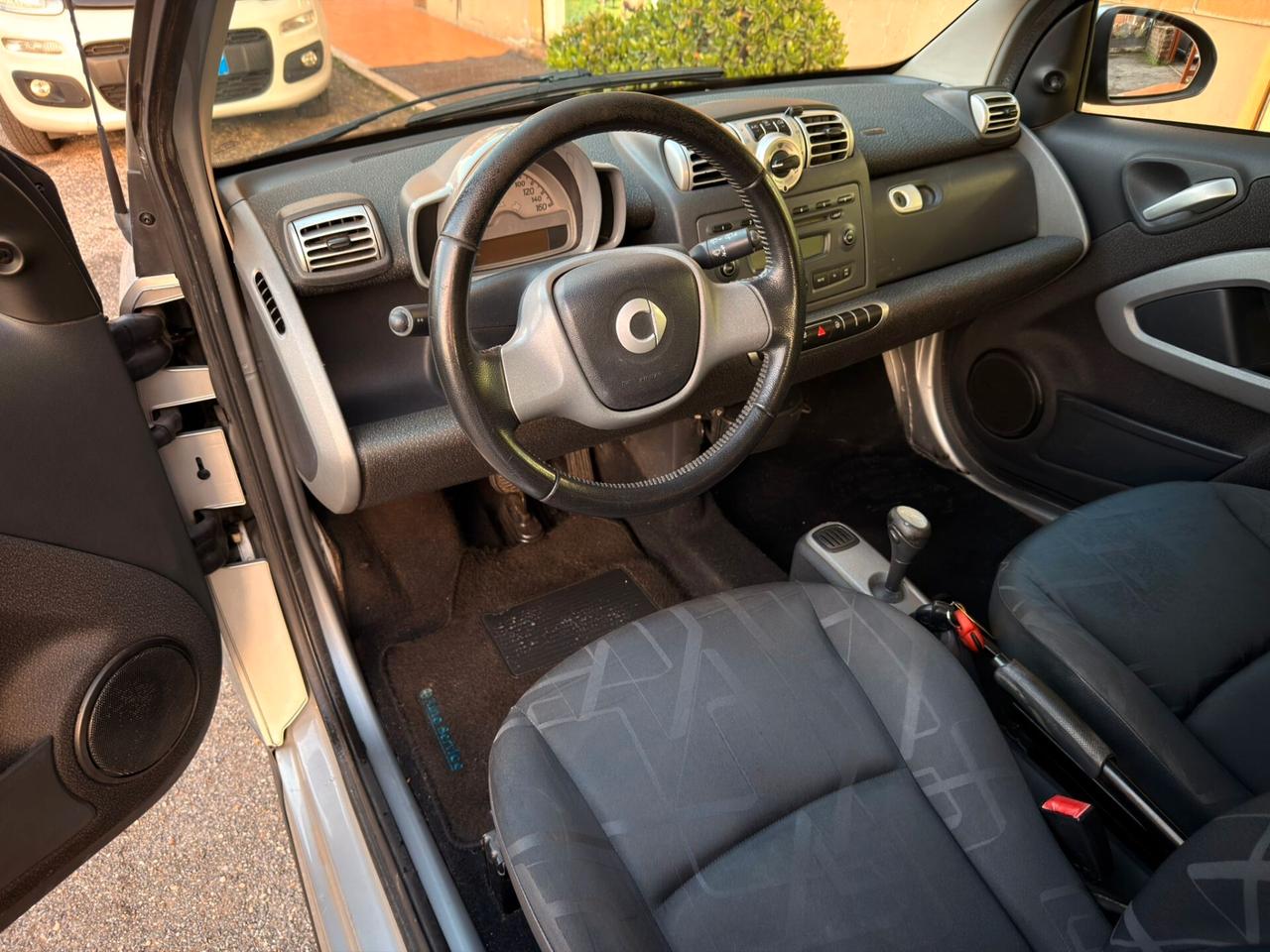 Smart ForTwo 1000 62 kW coupé passion