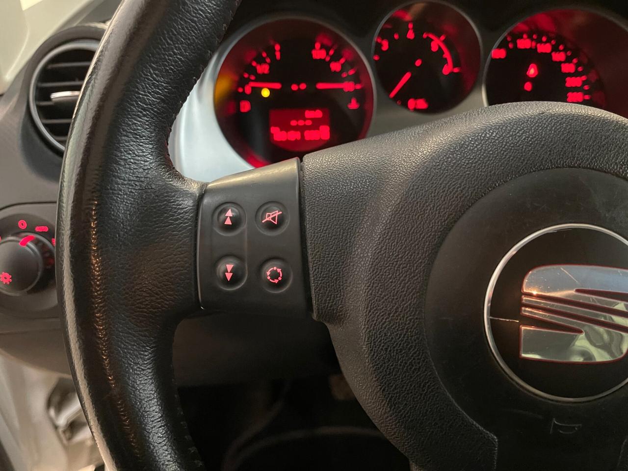 Seat Altea Style 1.9 TDI - Ok Neopatentati LEGGI SOTTO