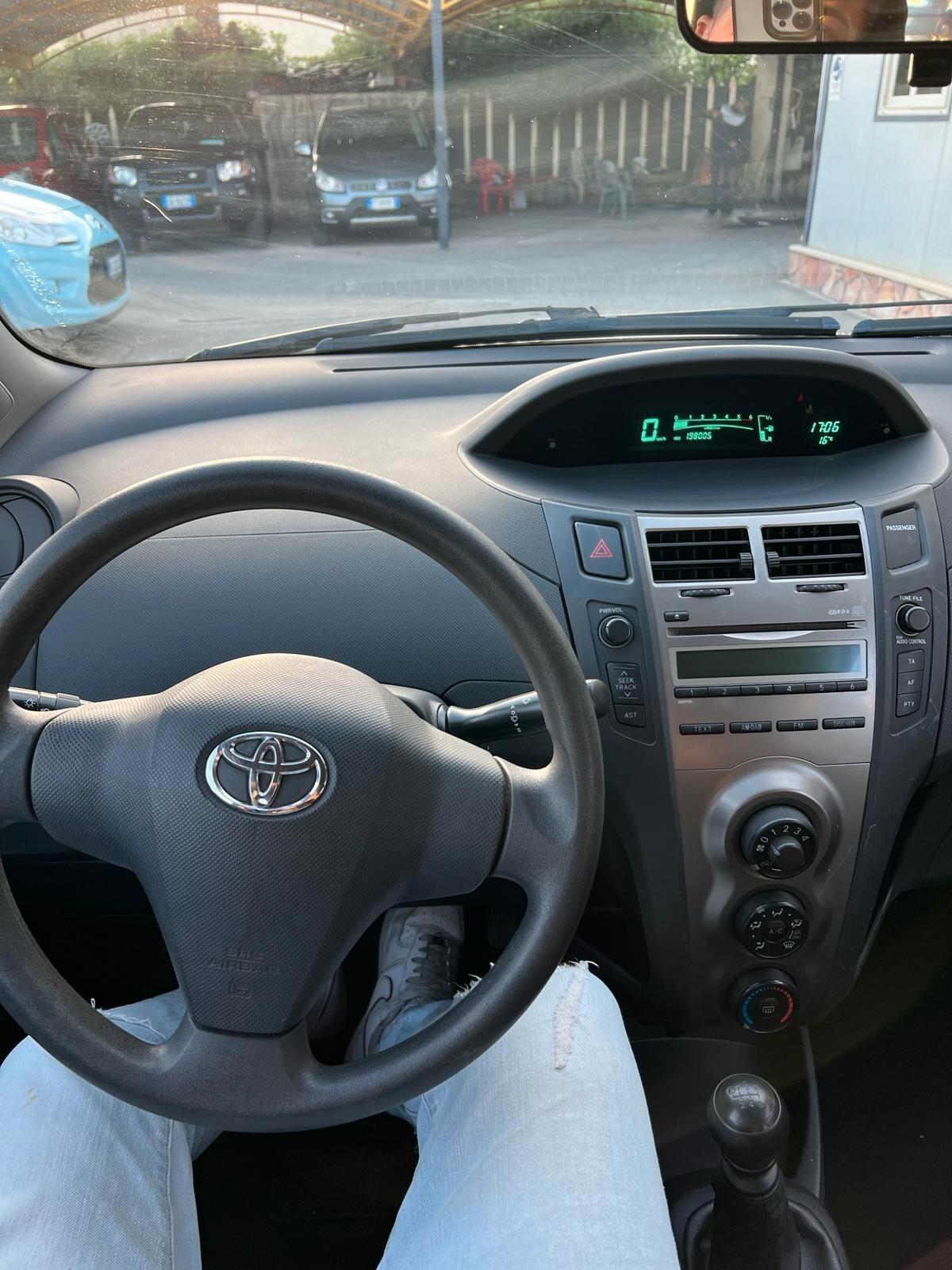 Toyota Yaris 1.4 D-4D DPF 3 porte KM 191MILA