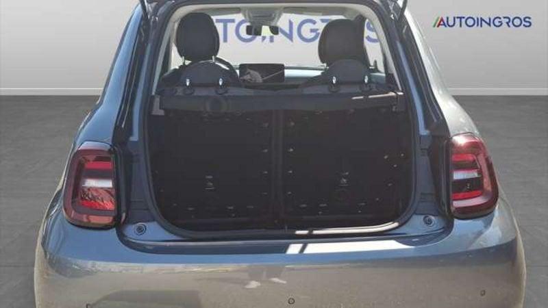 FIAT 500 42 kWh Icon +
