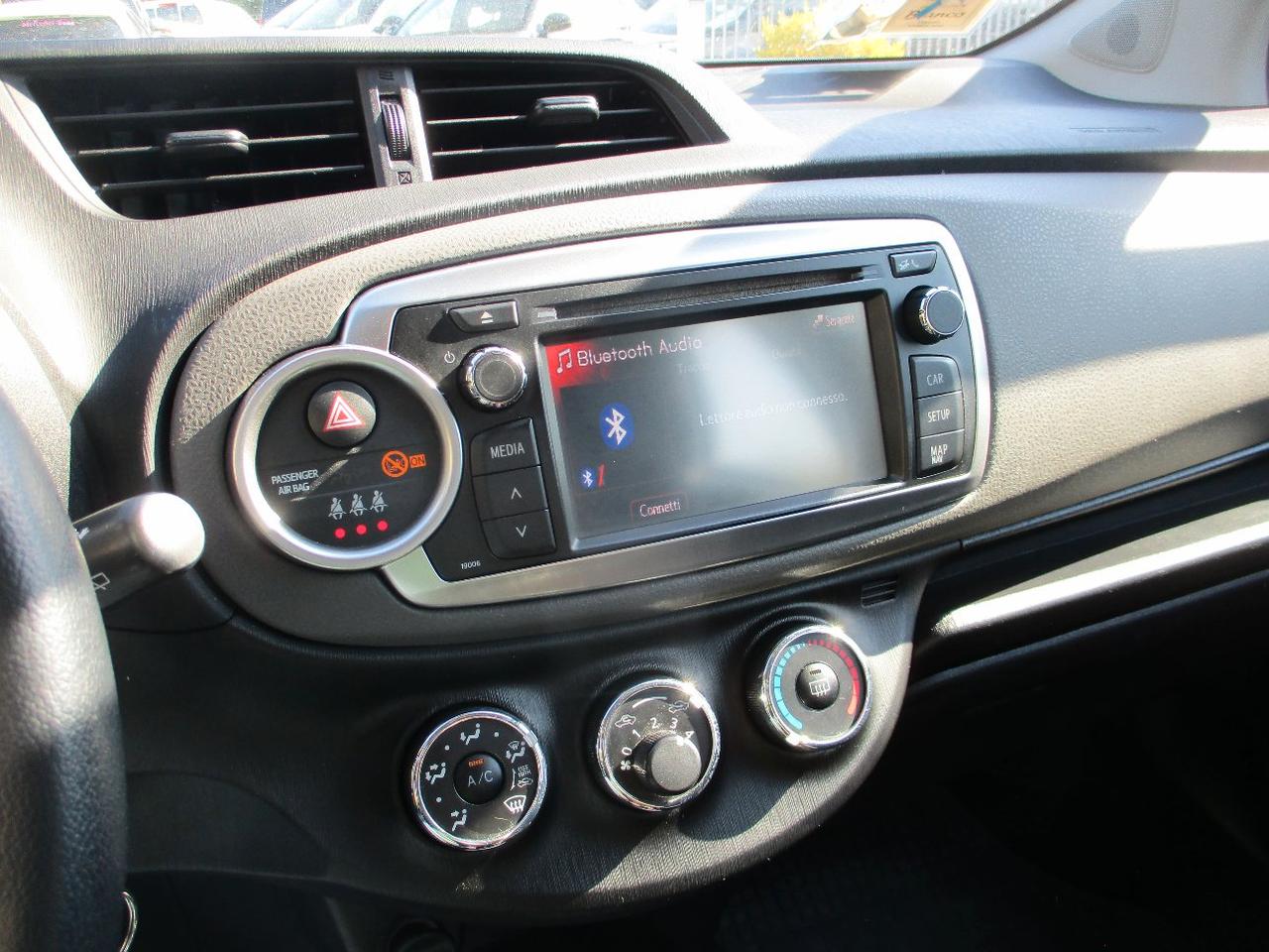 Toyota Yaris 5 Porte Yaris 5p 1.0 Active OK NEOPAT./Camera/Bluetooth