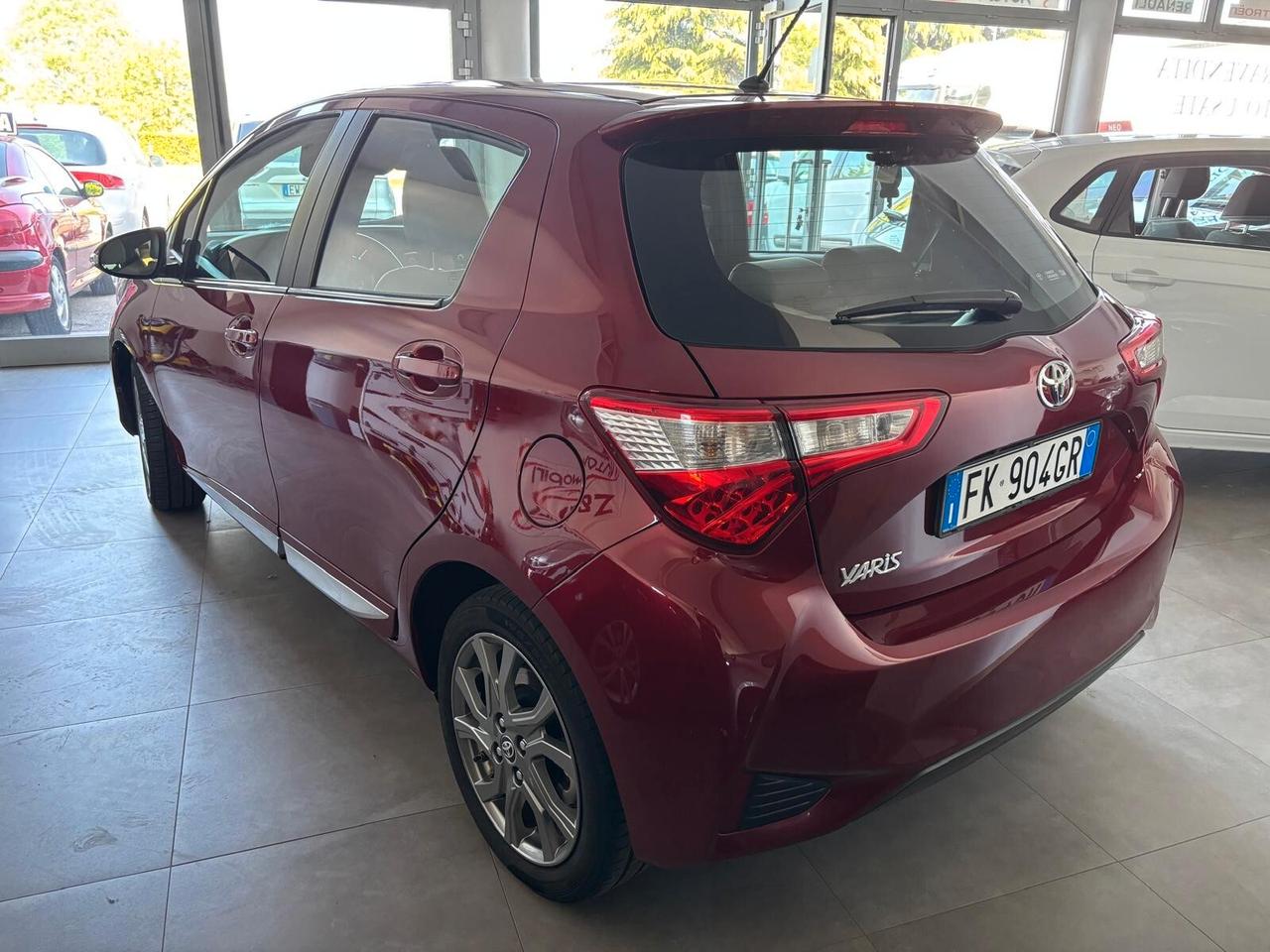 Toyota Yaris 2017 - 1.0 69 CV 80000 KM NEOPATENTATI!!