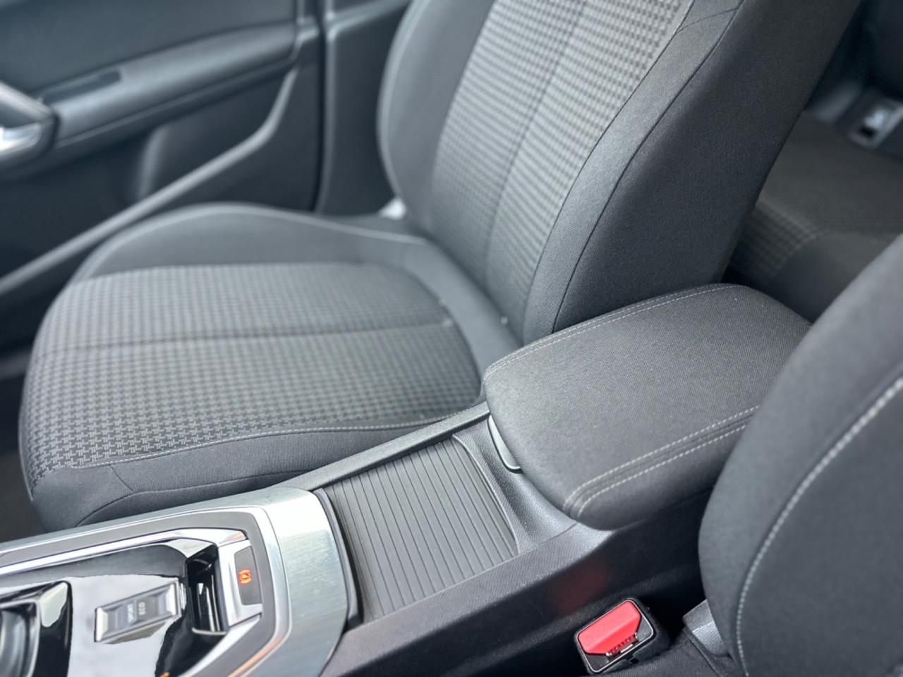 Peugeot 308 BlueHDi 130 S&S EAT8 Business 2020