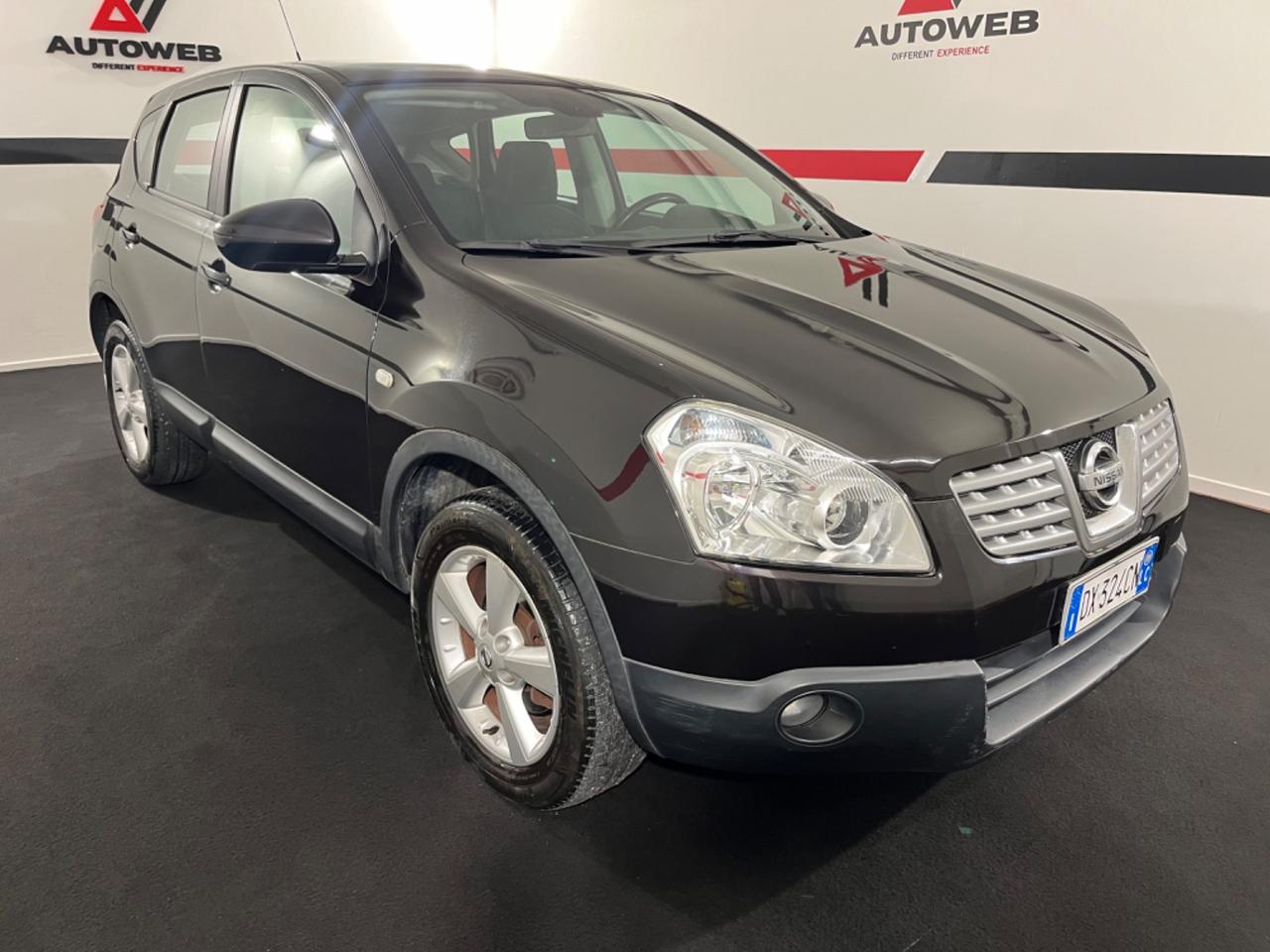 Nissan Qashqai 2.0 dCi DPF 4WD Tekna