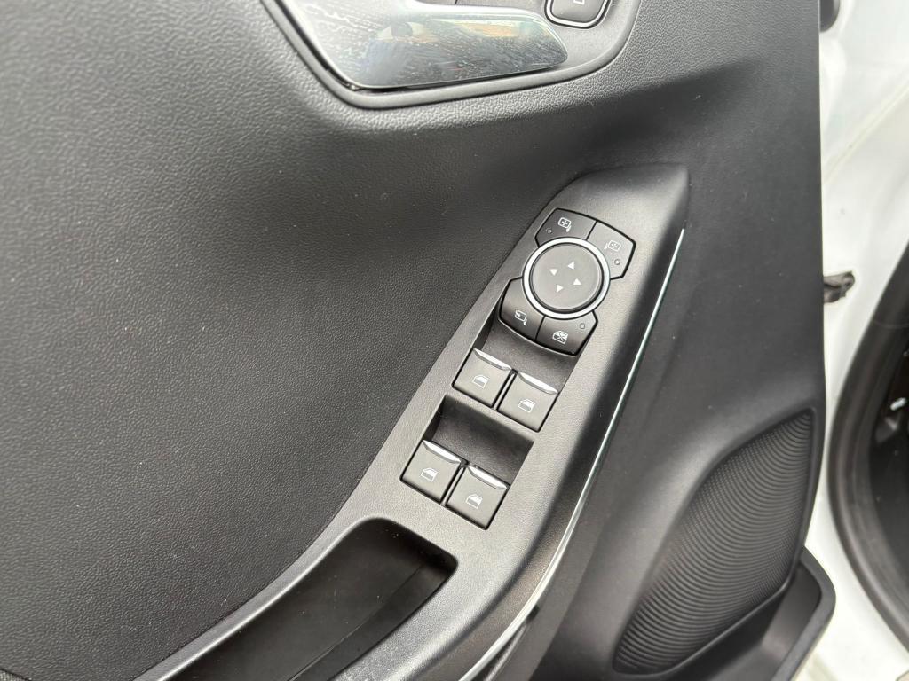 Ford Puma 1.0 IBRIDO/BENZ 125 CV Titanium