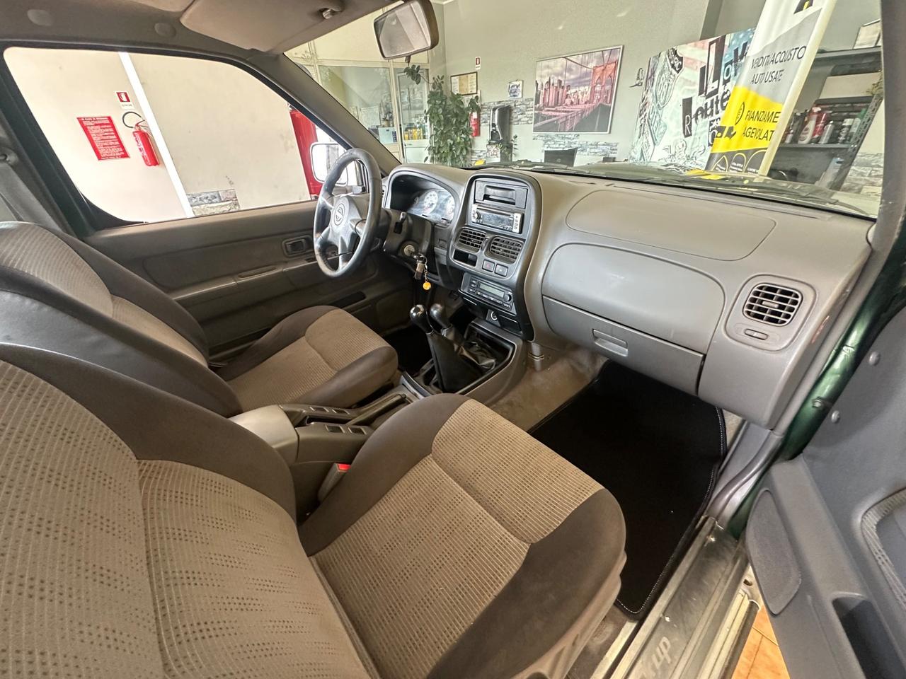 Nissan Navara Navarra double cab