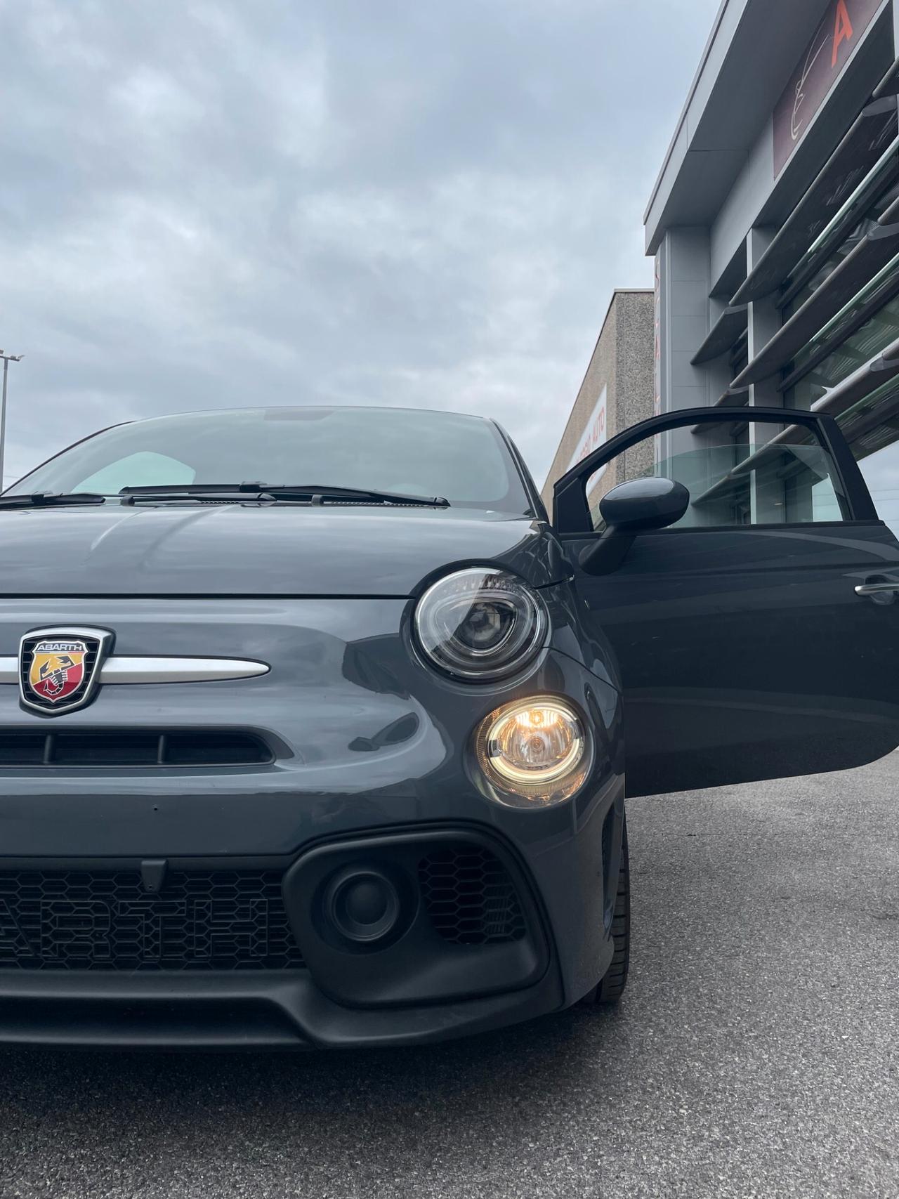 Abarth 595 1.4 Turbo T-Jet 145 CV