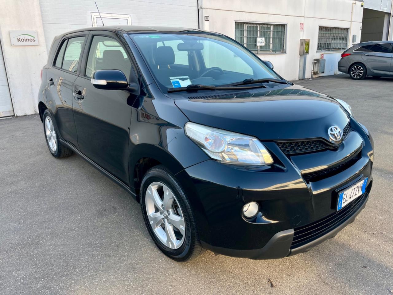 Toyota Urban Cruiser 1.4 D-4D 4x4 2012 145.000km perfetta