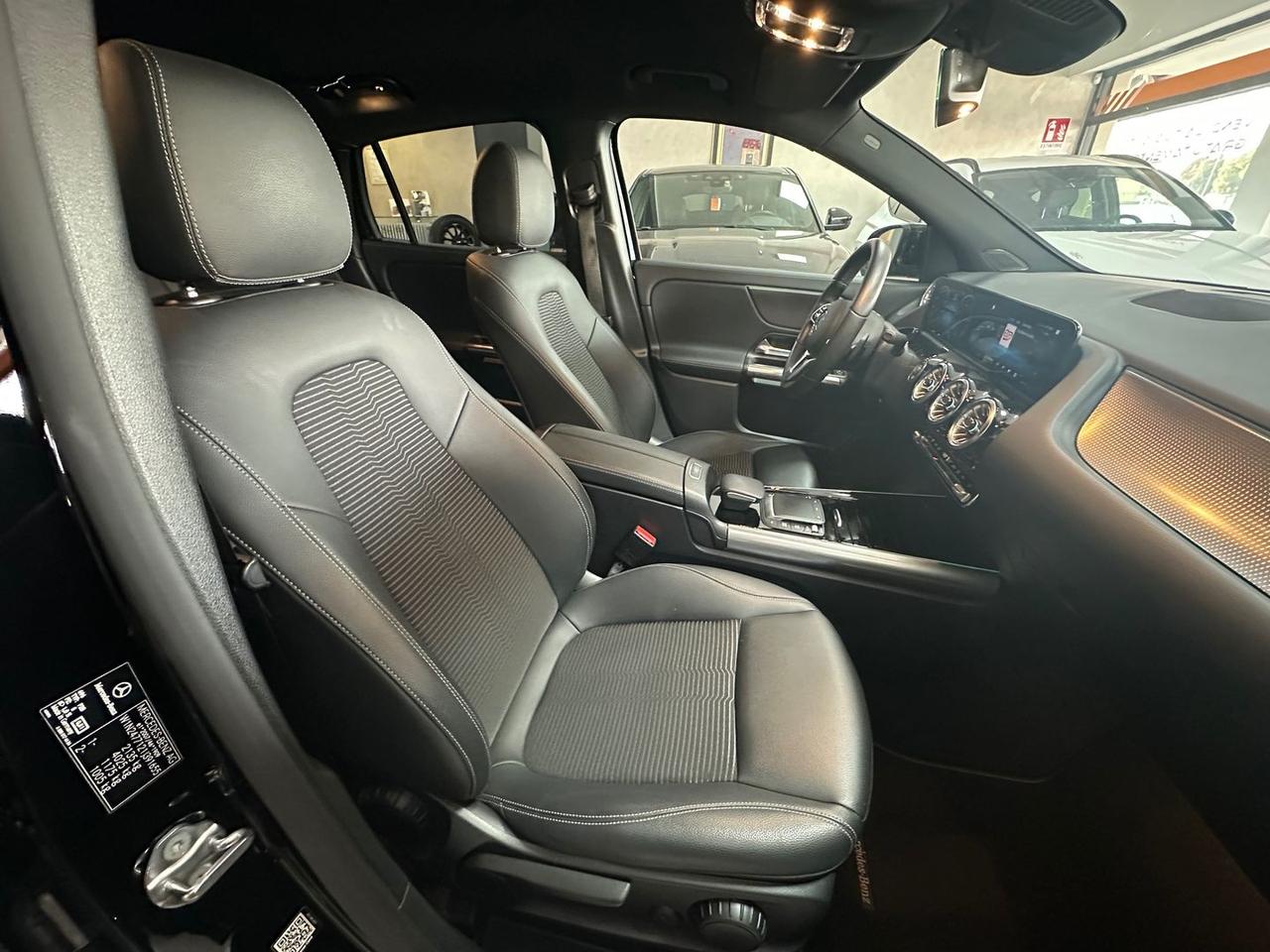 Mercedes-Benz GLA 200 Sport Plus GLA 200 D #9494