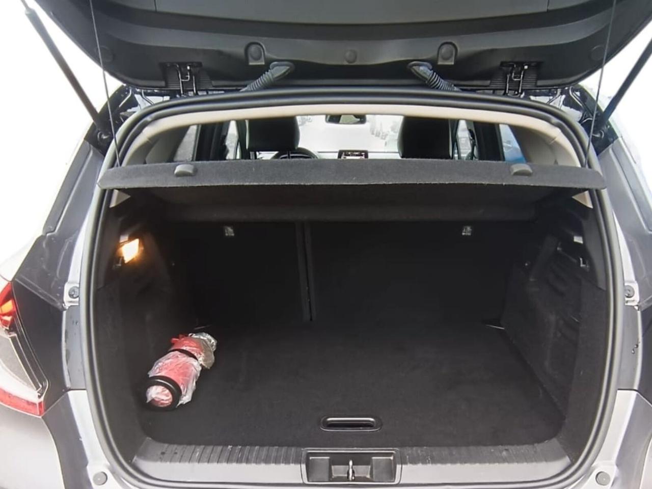Renault Captur 1.6 E-Tech hybrid Techno Fast Track 145cv auto