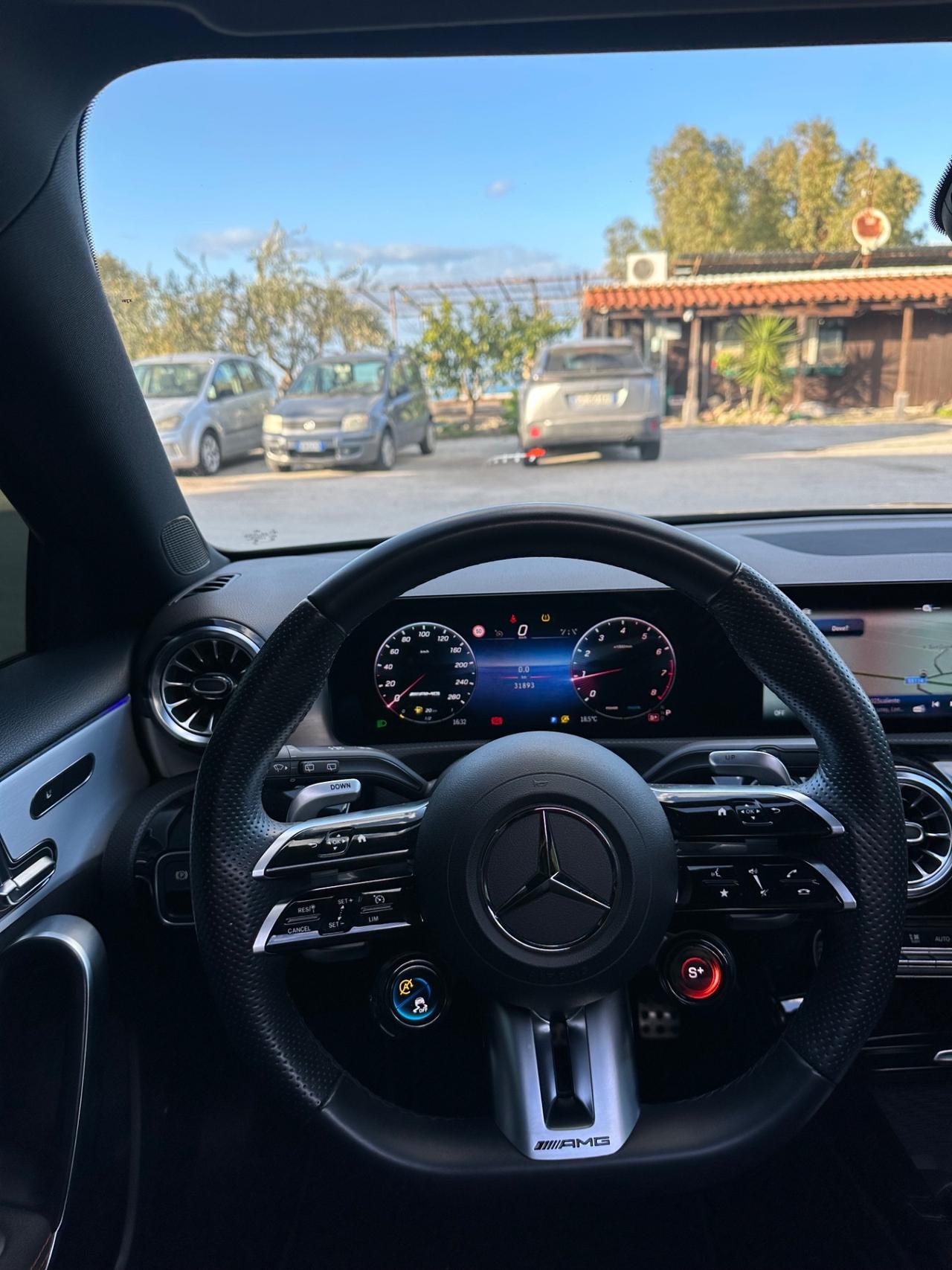 Mercedes-benz A 35 AMG LINE PREMIUM PLUS