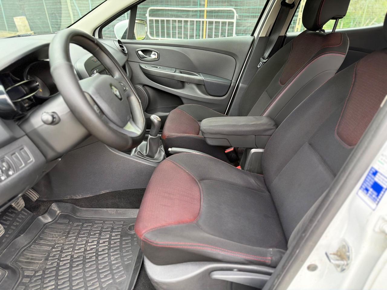 Renault Clio 1.2 75CV 5 porte Life