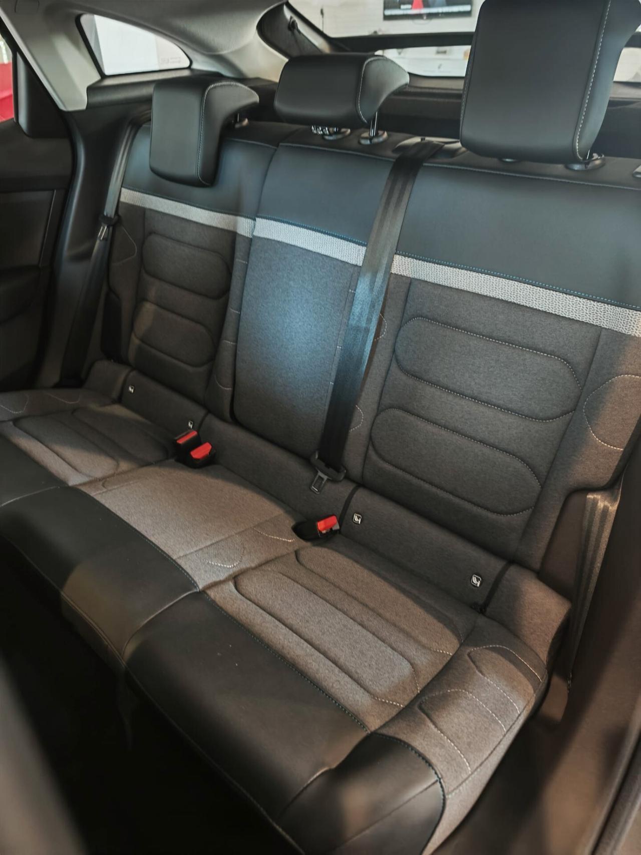 Citroen C4 PureTech 130 S&S EAT8 Plus