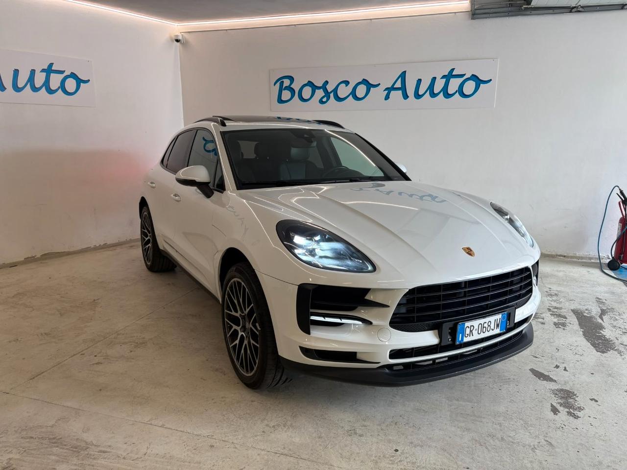 Porsche Macan 2.0 245cv pdk