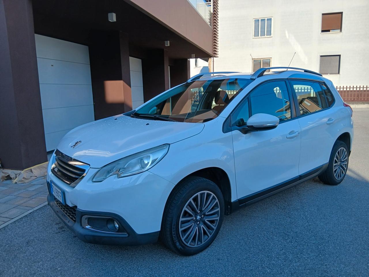 Peugeot 2008 1.4 HDi 68CV Active finanziabile senza anticipo